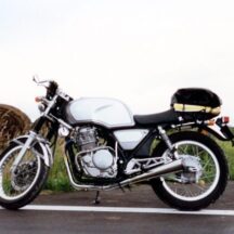 長距離ツーリングのおすすめ装備7選！便利なアイテムと選び方を解説