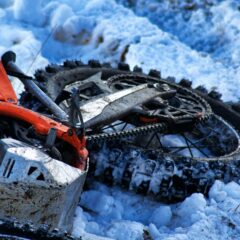 ツーリングでバイクが故障したらどうする？知っておきたい対処方法